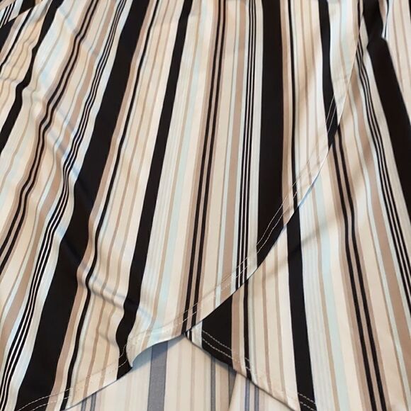 AGB Woman’s Hi/Lo Skirt - Picture 4 of 4